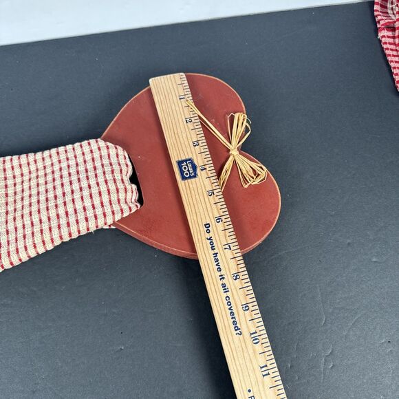 Country Cabin Cottage Core Towel Hangers With Towels Hearts & Watermelon Design - Picture 12 of 16